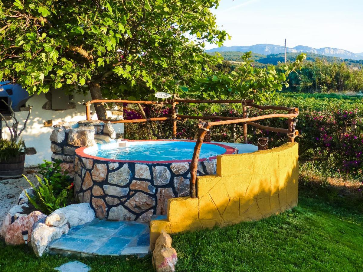 Villa Marqua Kalavárda Exterior foto